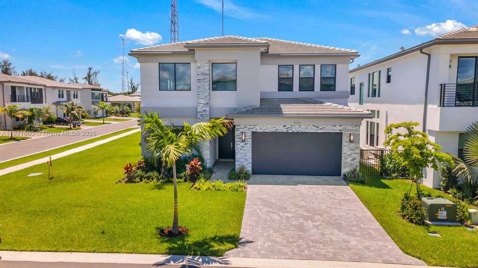 Small Image of 8286 FISHERS ISLAND WAY, Boca Raton Number 98
