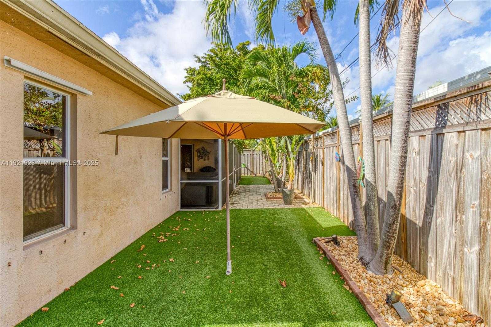 Small Image of 1383 NORTH EAST 27TH ST, Pompano Beach Number 13