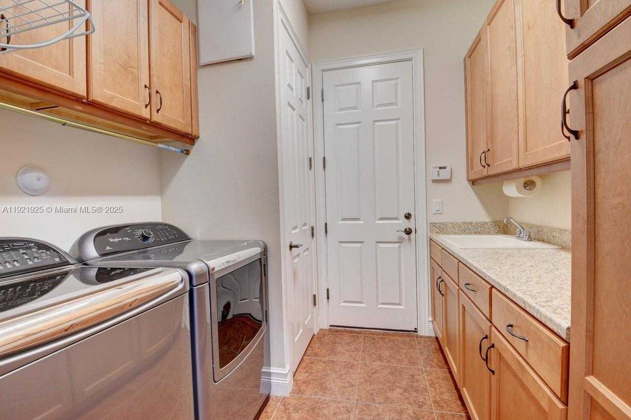 Small Image of 8181 BANPO BRIDGE WAY, Delray Beach Number 39