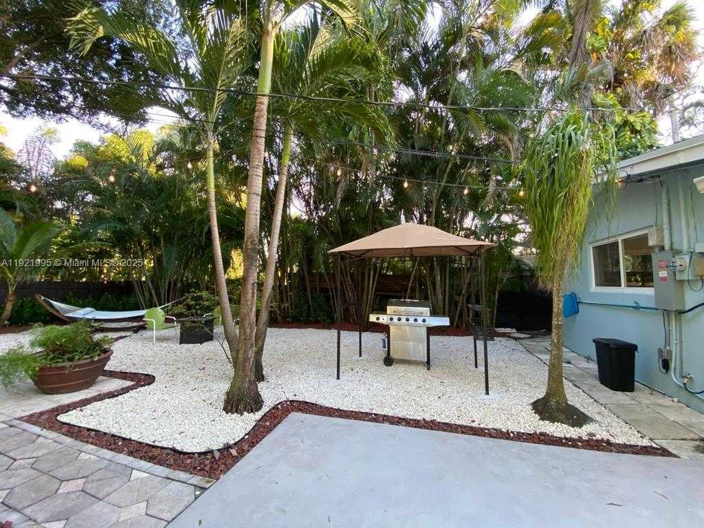 Small Image of 204 SOUTH WEST 19TH AVE, Fort Lauderdale Number 11