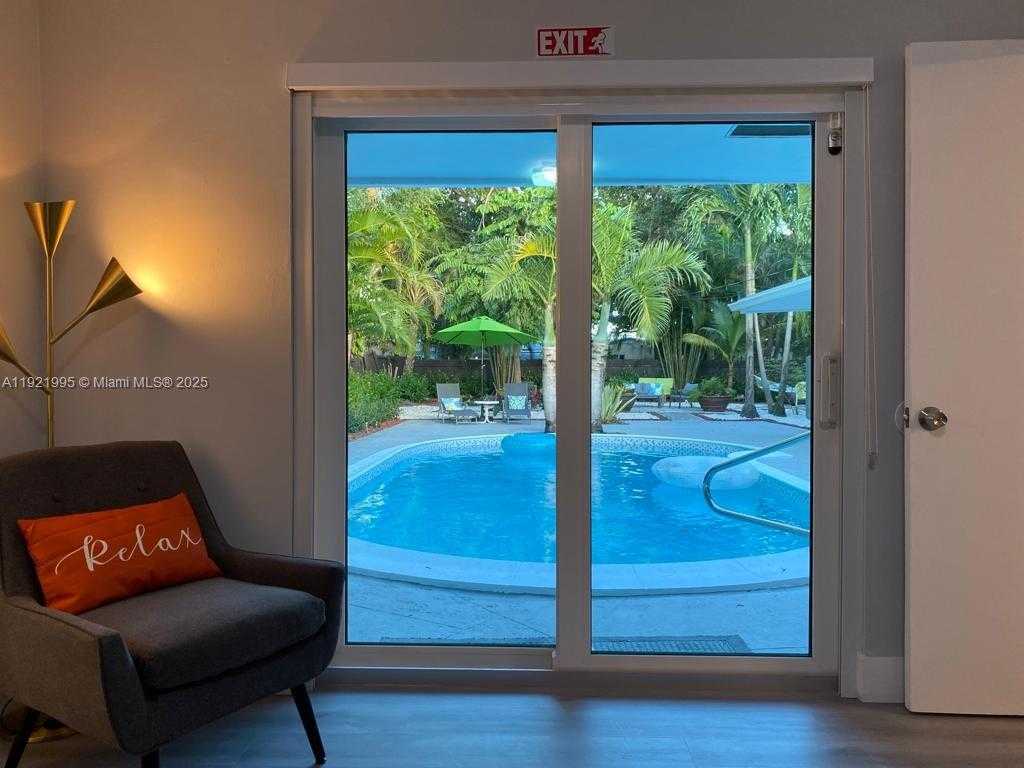 Small Image of 204 SOUTH WEST 19TH AVE, Fort Lauderdale Number 12