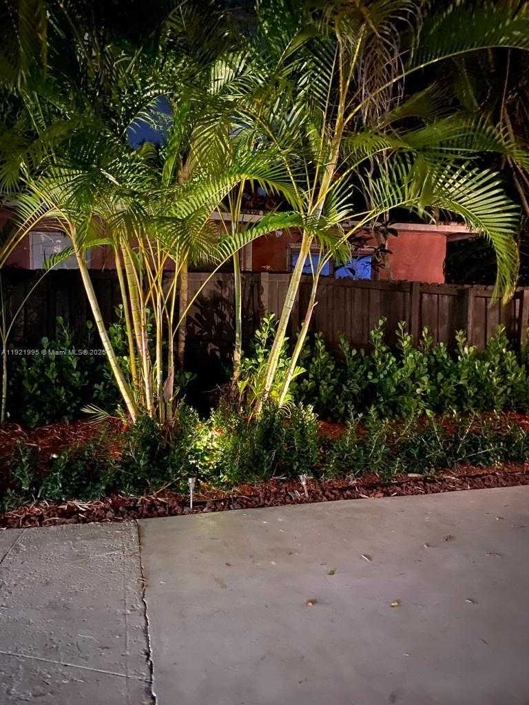 Small Image of 204 SOUTH WEST 19TH AVE, Fort Lauderdale Number 16