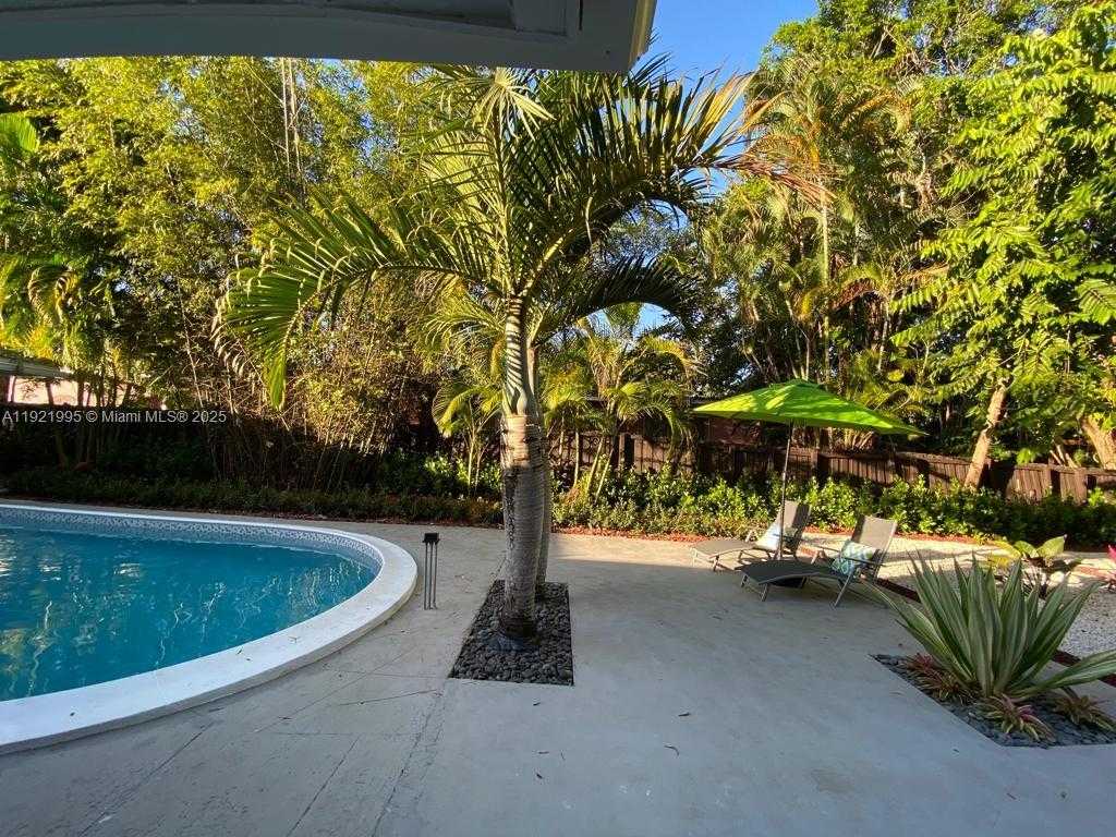 Small Image of 204 SOUTH WEST 19TH AVE, Fort Lauderdale Number 26