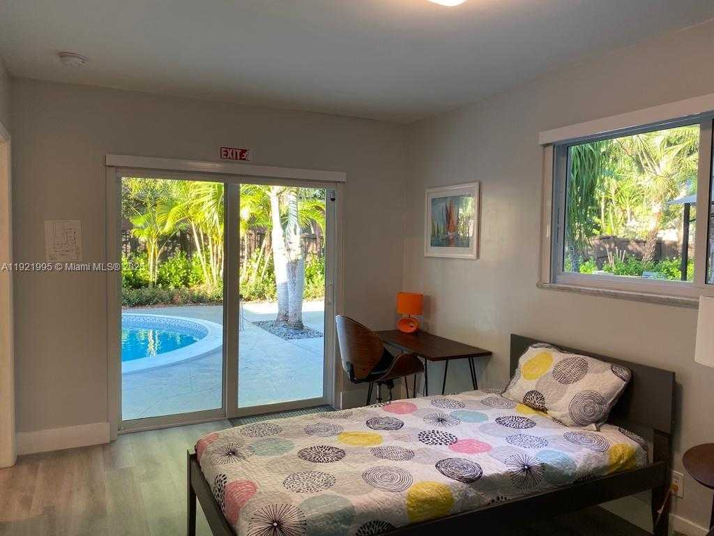 Small Image of 204 SOUTH WEST 19TH AVE, Fort Lauderdale Number 3