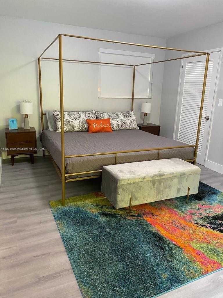 Small Image of 204 SOUTH WEST 19TH AVE, Fort Lauderdale Number 40