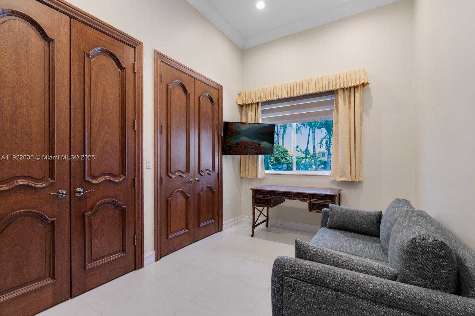 Small Image of 4241 NORTH EAST 23 TERRACE, Lighthouse Point Number 22