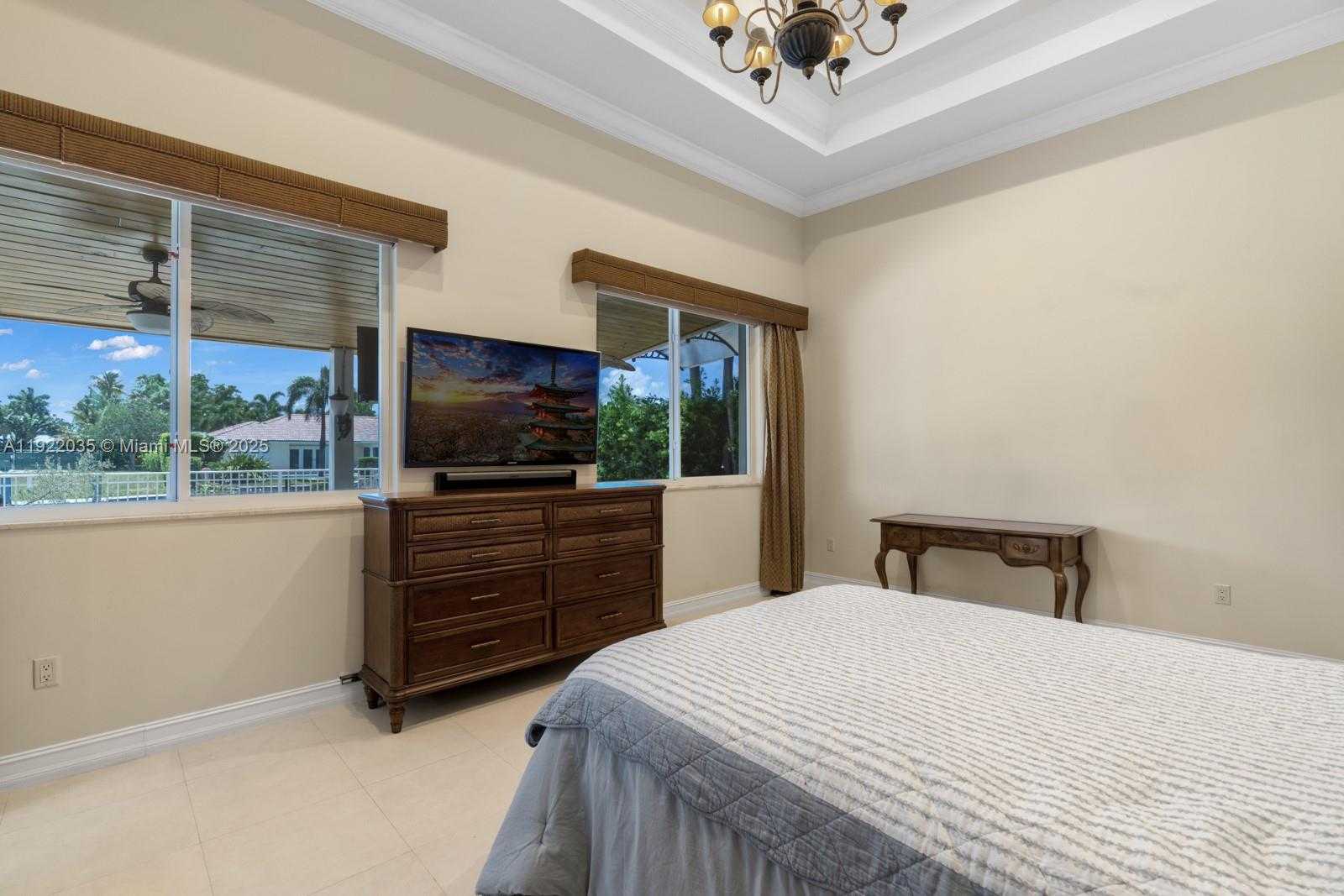 Small Image of 4241 NORTH EAST 23 TERRACE, Lighthouse Point Number 25