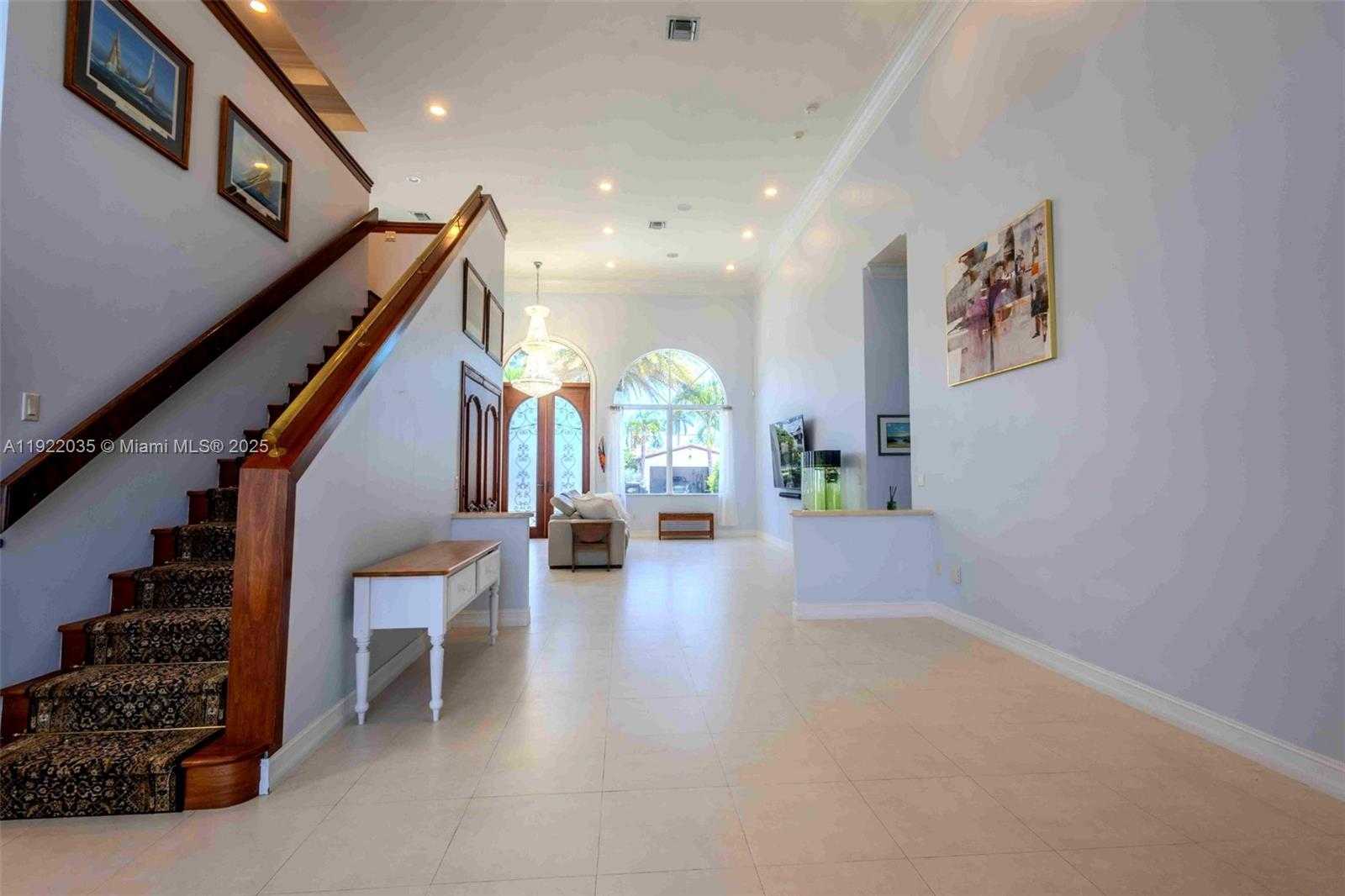 Small Image of 4241 NORTH EAST 23 TERRACE, Lighthouse Point Number 9