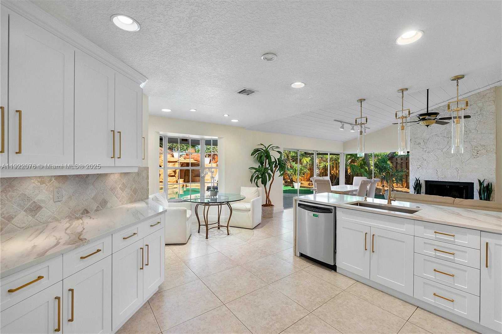 Small Image of 2900 NORTH WEST 25TH WAY, Boca Raton Number 7