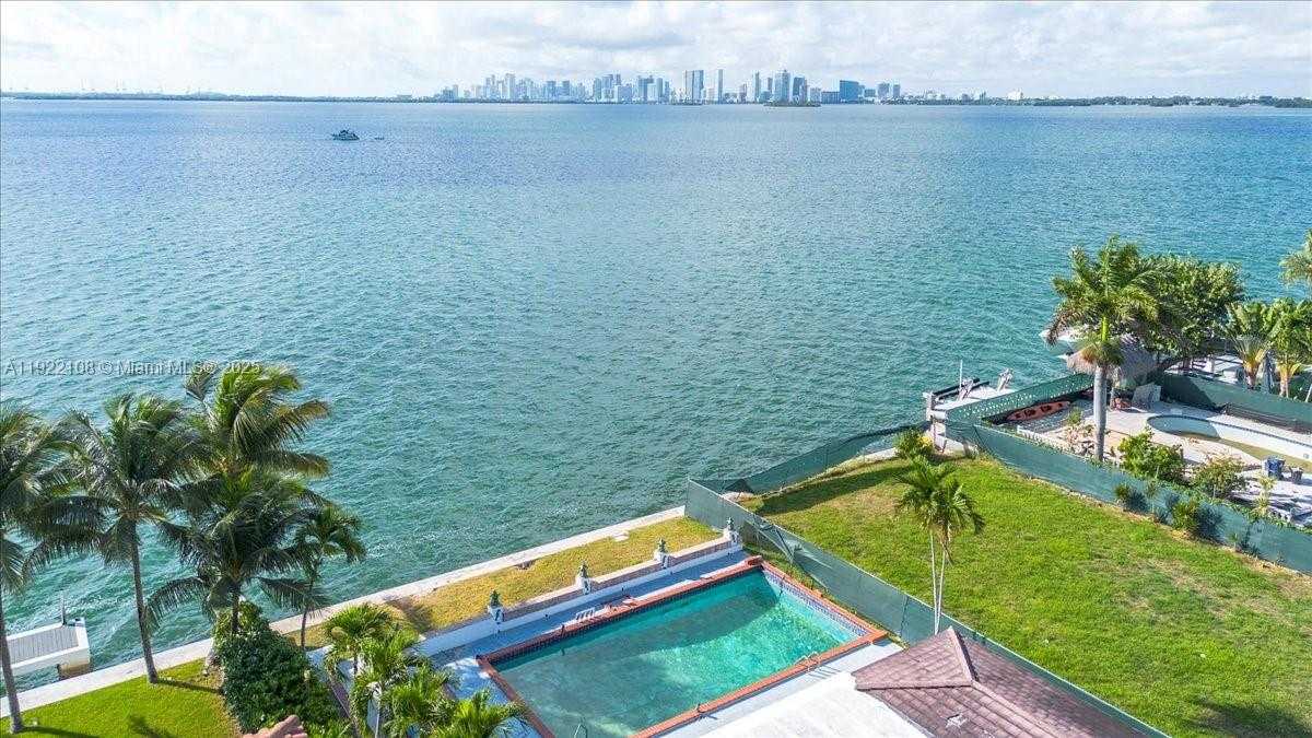 Small Image of 1680 SOUTH TREASURE DR, North Bay Village Number 9