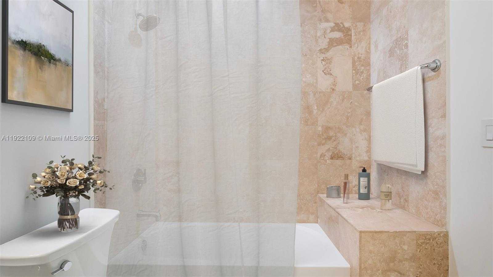 Small Image of 3559 FOREST VIEW CIR, Dania Beach Number 27