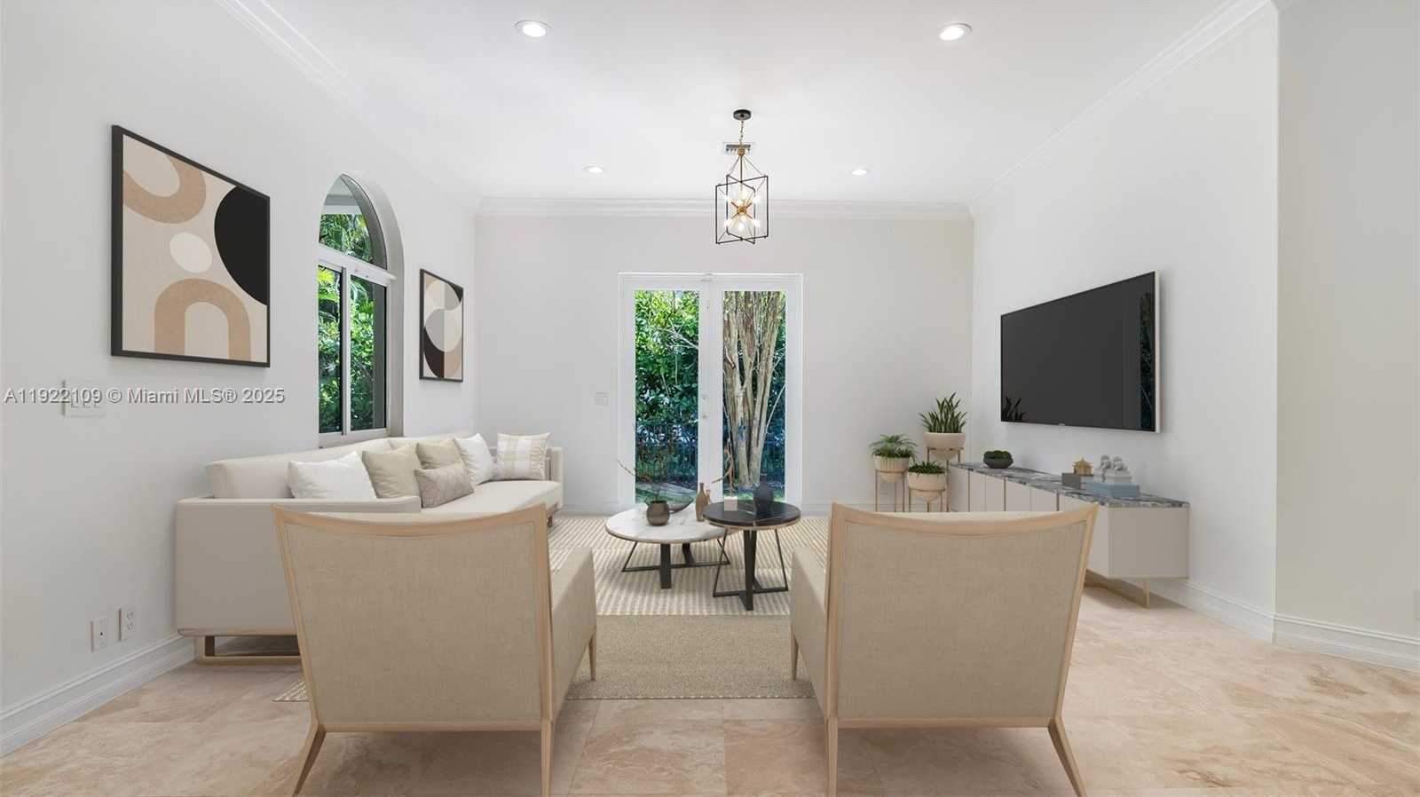 Small Image of 3559 FOREST VIEW CIR, Dania Beach Number 8