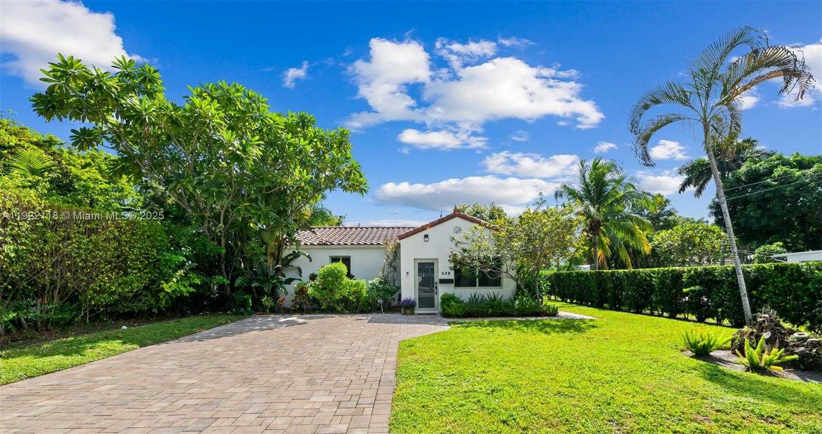 Small Image of 520 SOUTH WEST 12TH CT, Fort Lauderdale Number 1