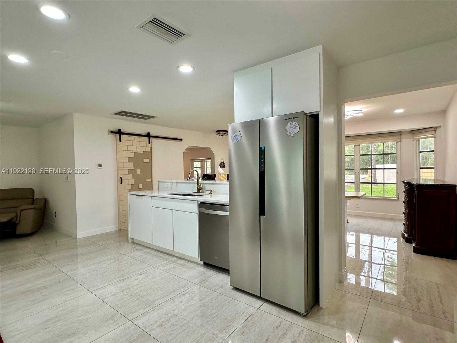 Small Image of 3440 AVE SW, Other City - In The State Of Florida Number 24