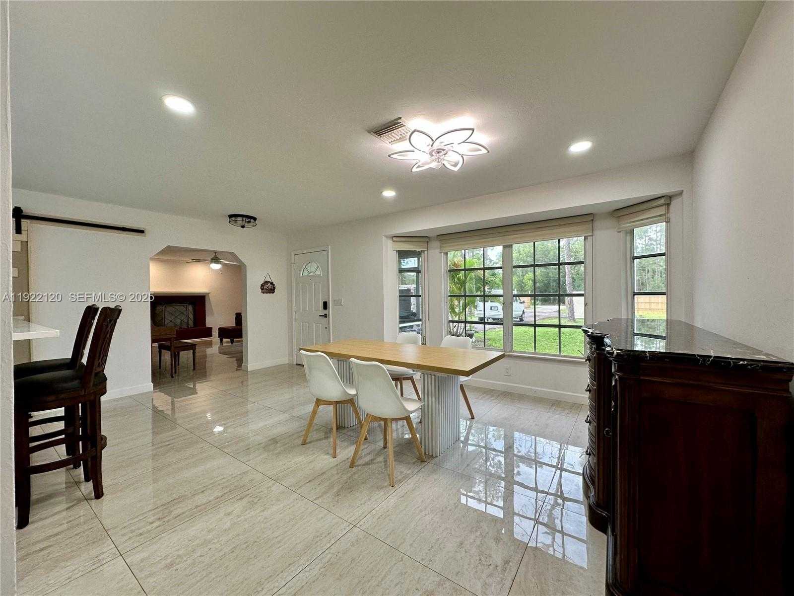 Small Image of 3440 AVE SW, Other City - In The State Of Florida Number 5