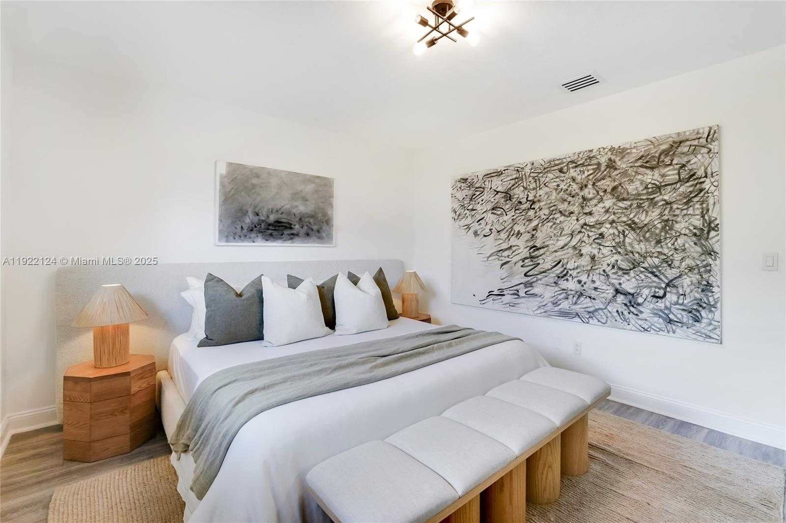 Small Image of 145 NORTH EAST 110TH ST, Miami Shores Number 19