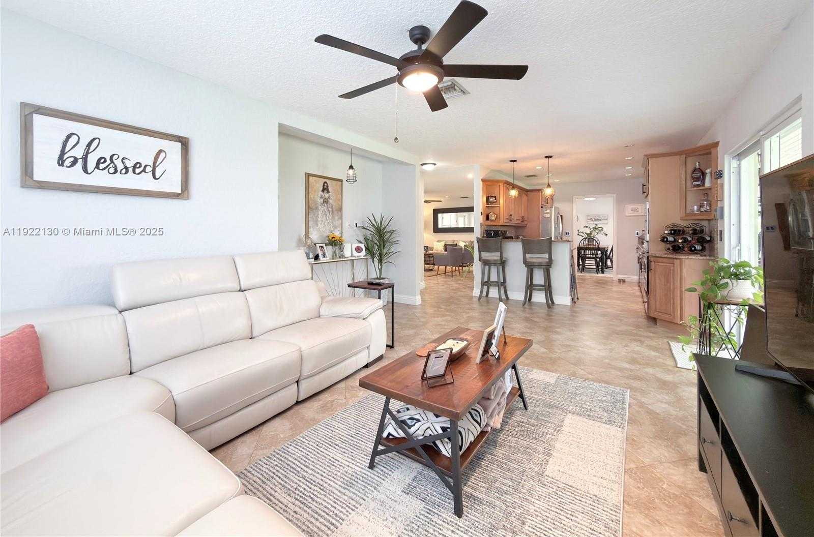 Small Image of 27700 SOUTH WEST 164TH CT, Homestead Number 18