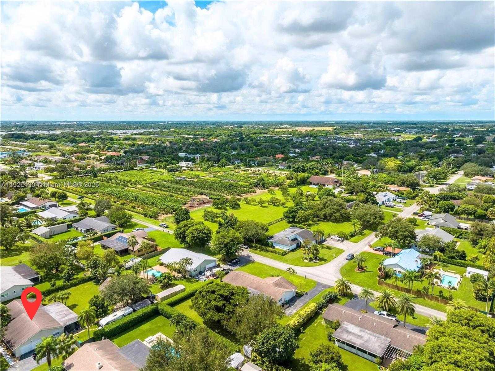 Small Image of 27700 SOUTH WEST 164TH CT, Homestead Number 2