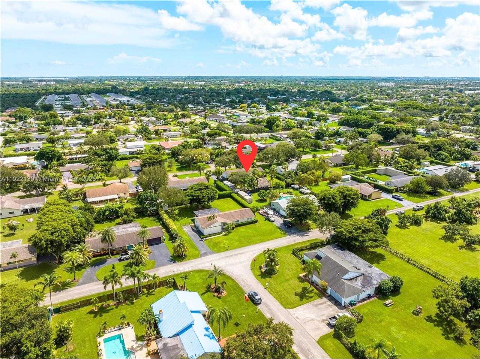 Small Image of 27700 SOUTH WEST 164TH CT, Homestead Number 4