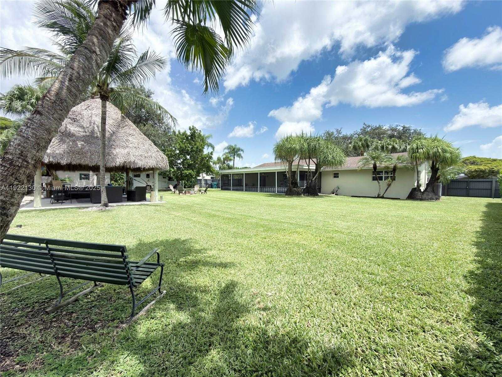 Small Image of 27700 SOUTH WEST 164TH CT, Homestead Number 48