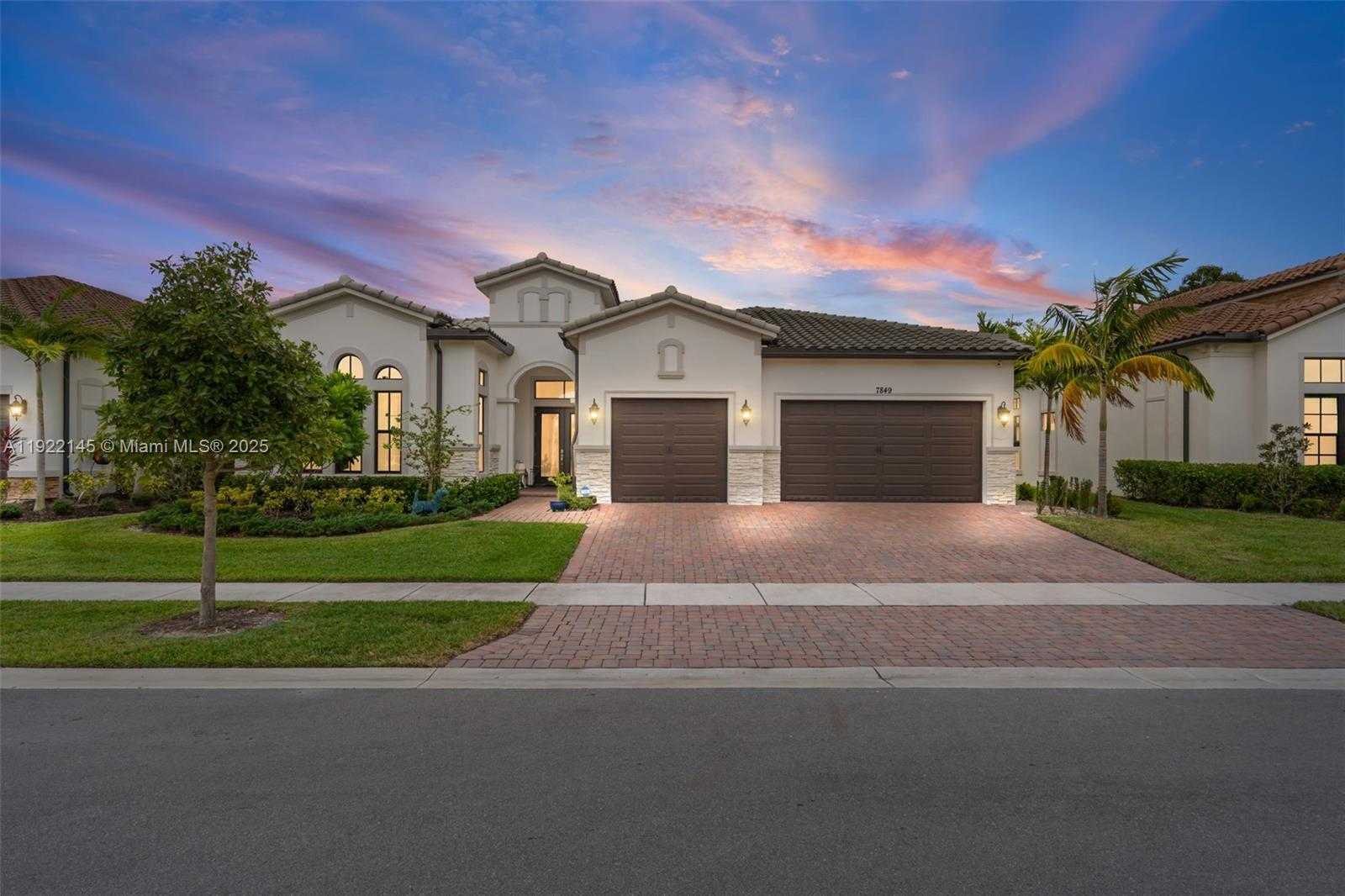 Small Image of 7849 LIBERTY WAY, Parkland Number 1
