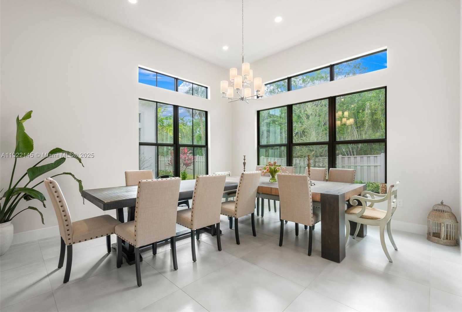 Small Image of 7849 LIBERTY WAY, Parkland Number 15