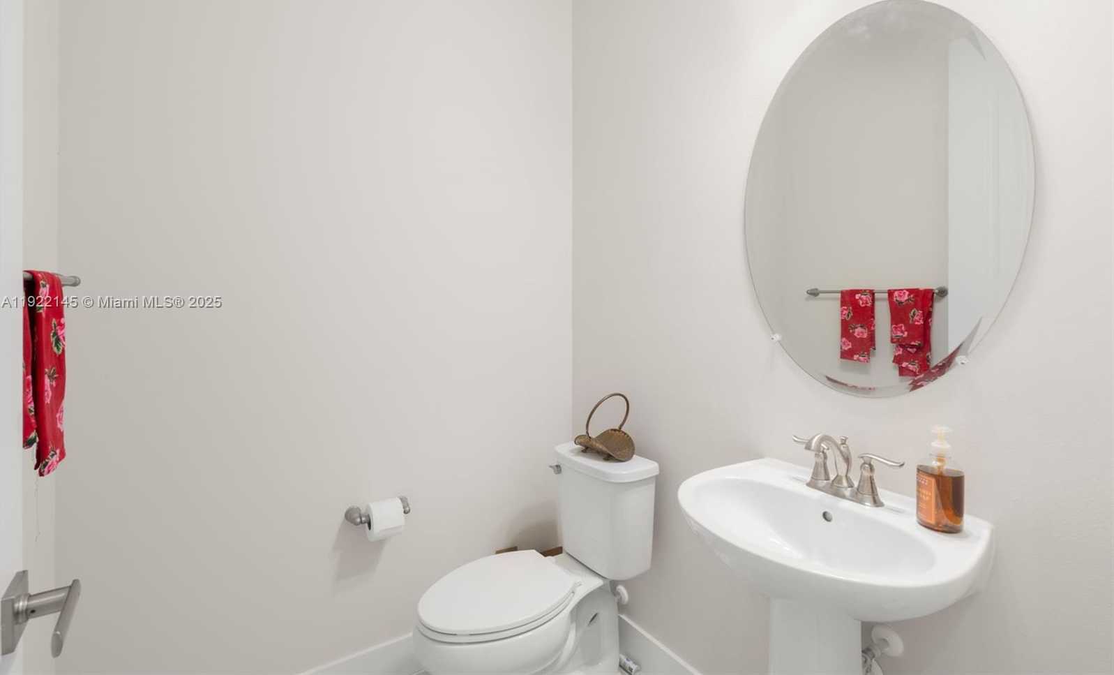 Small Image of 7849 LIBERTY WAY, Parkland Number 16