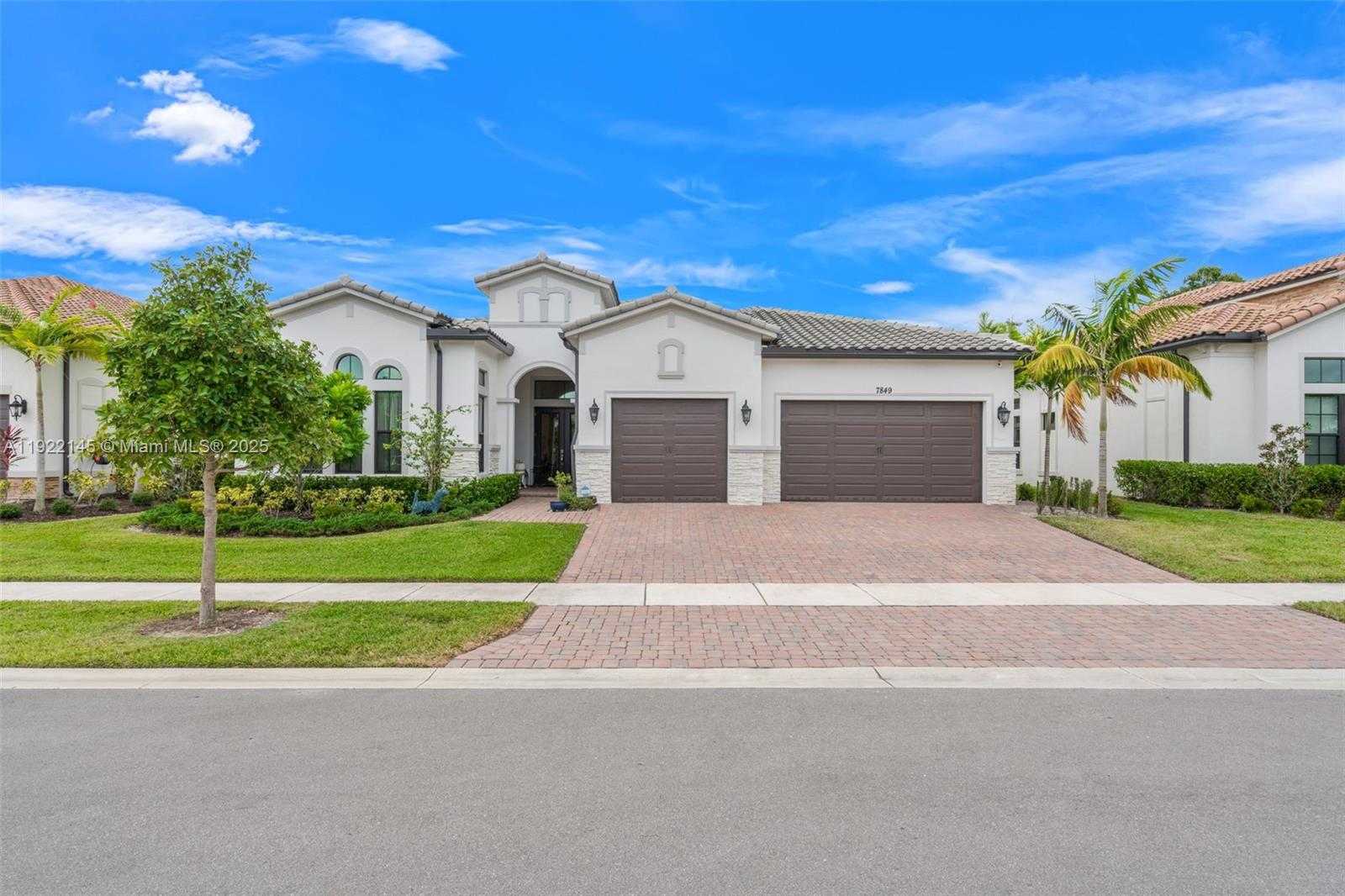 Small Image of 7849 LIBERTY WAY, Parkland Number 2