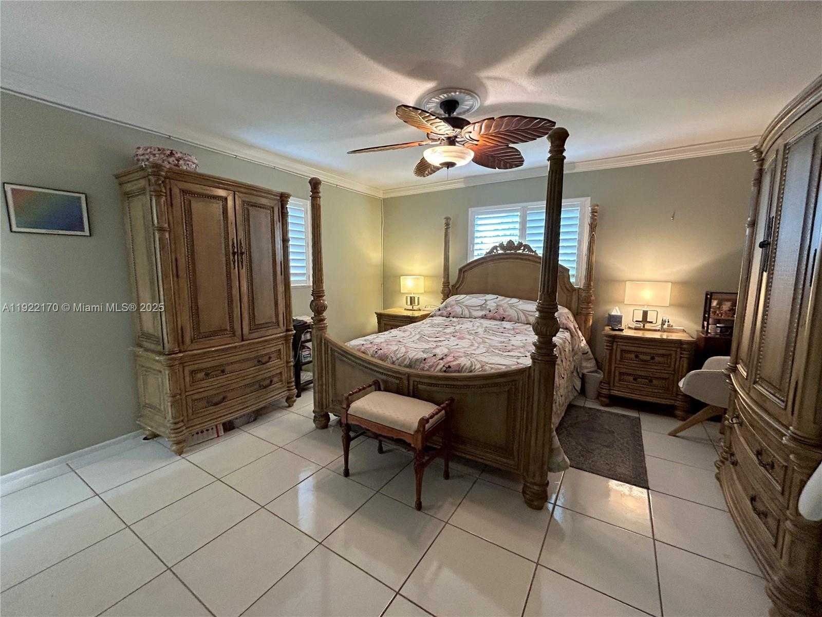 Small Image of 4905 NORTH WEST 49TH RD, Tamarac Number 11