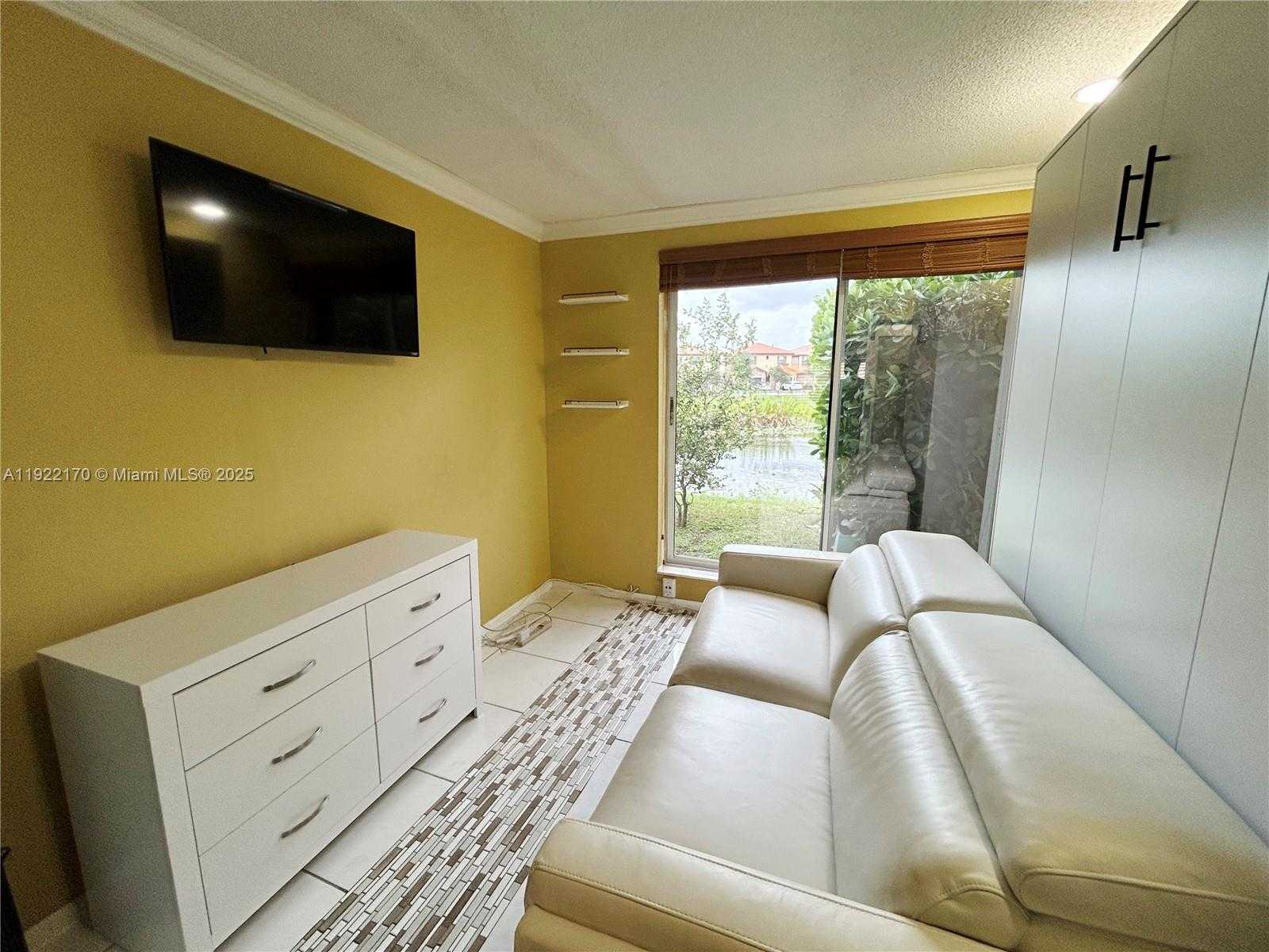 Small Image of 4905 NORTH WEST 49TH RD, Tamarac Number 15