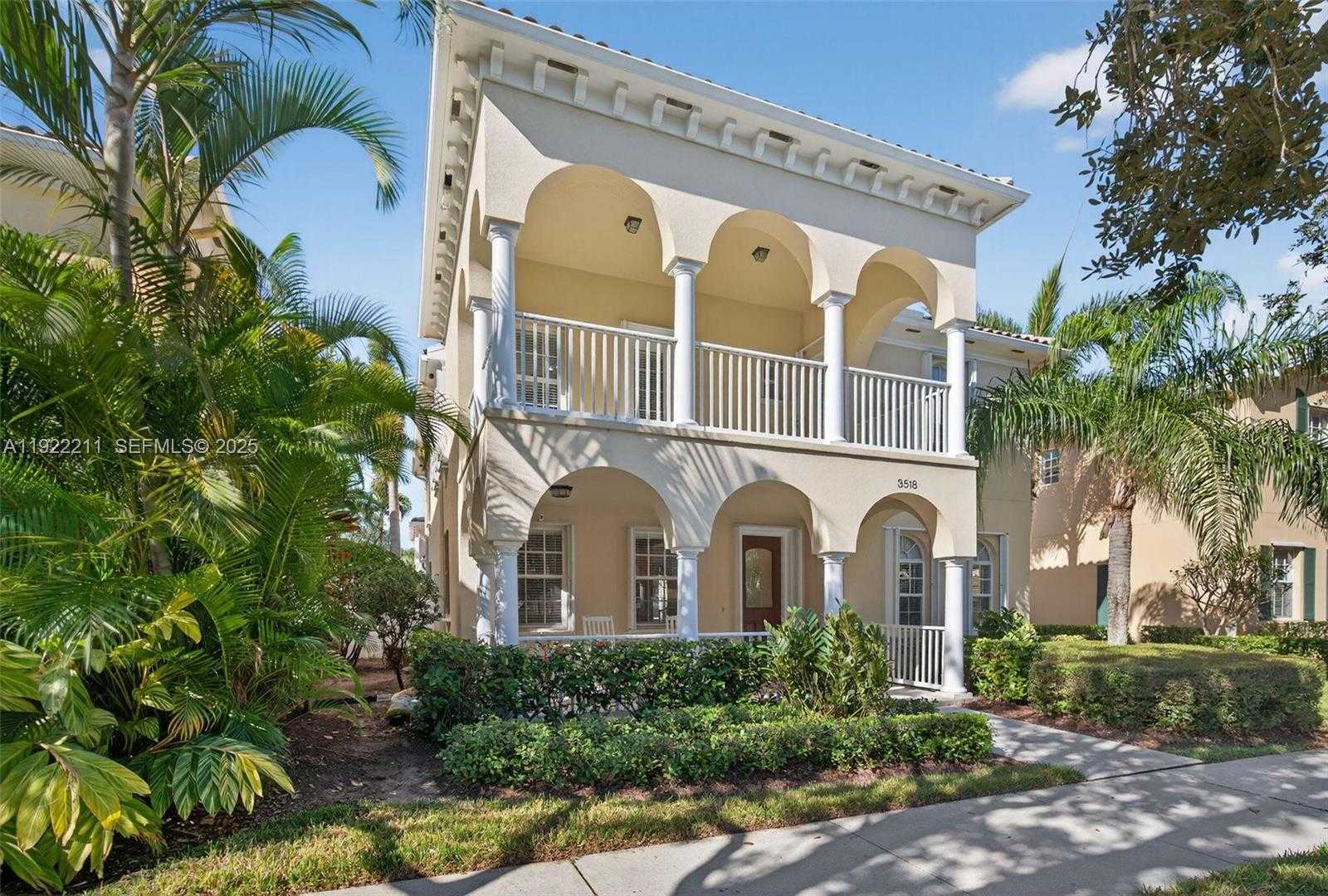 Small Image of 3518 COMMUNITY DR, Jupiter Number 33