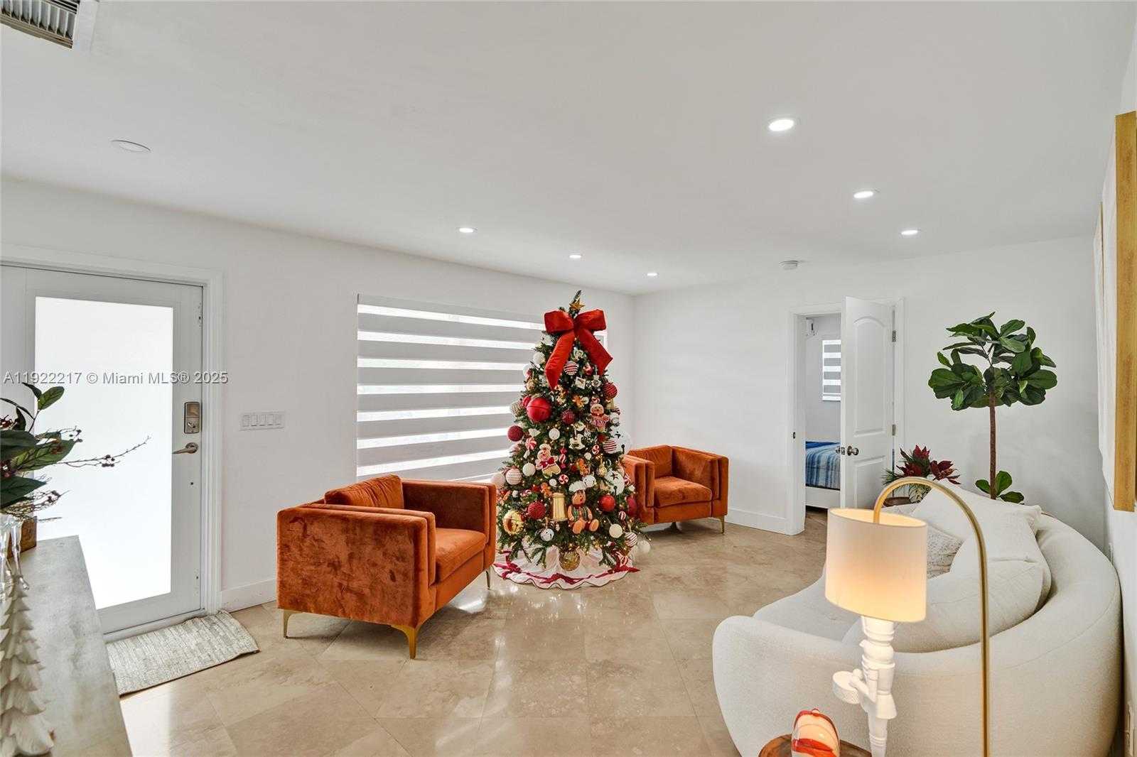 Small Image of 10401 SOUTH WEST 53RD ST, Miami Number 11