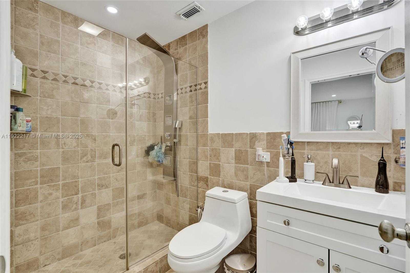 Small Image of 10401 SOUTH WEST 53RD ST, Miami Number 22