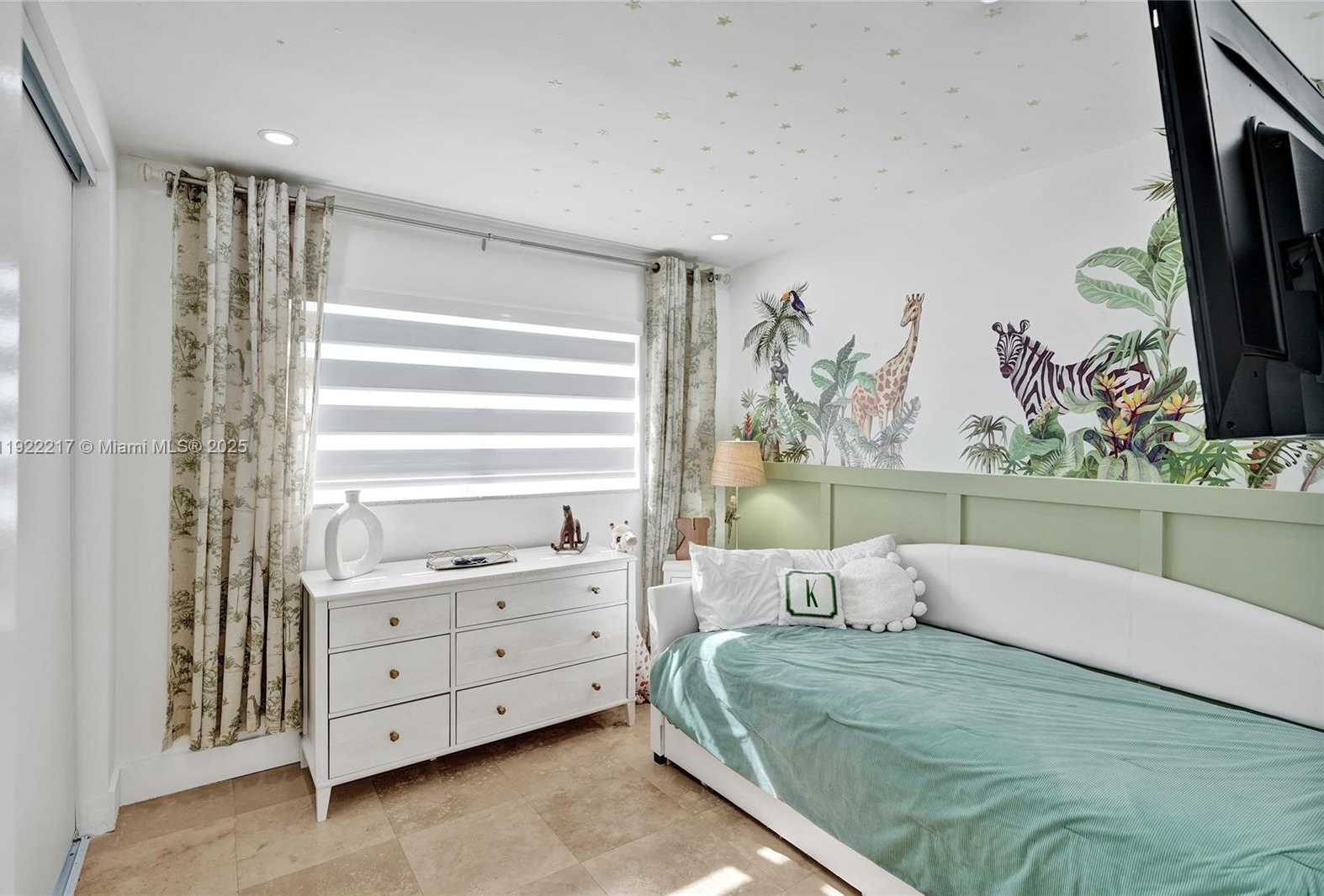 Small Image of 10401 SOUTH WEST 53RD ST, Miami Number 25