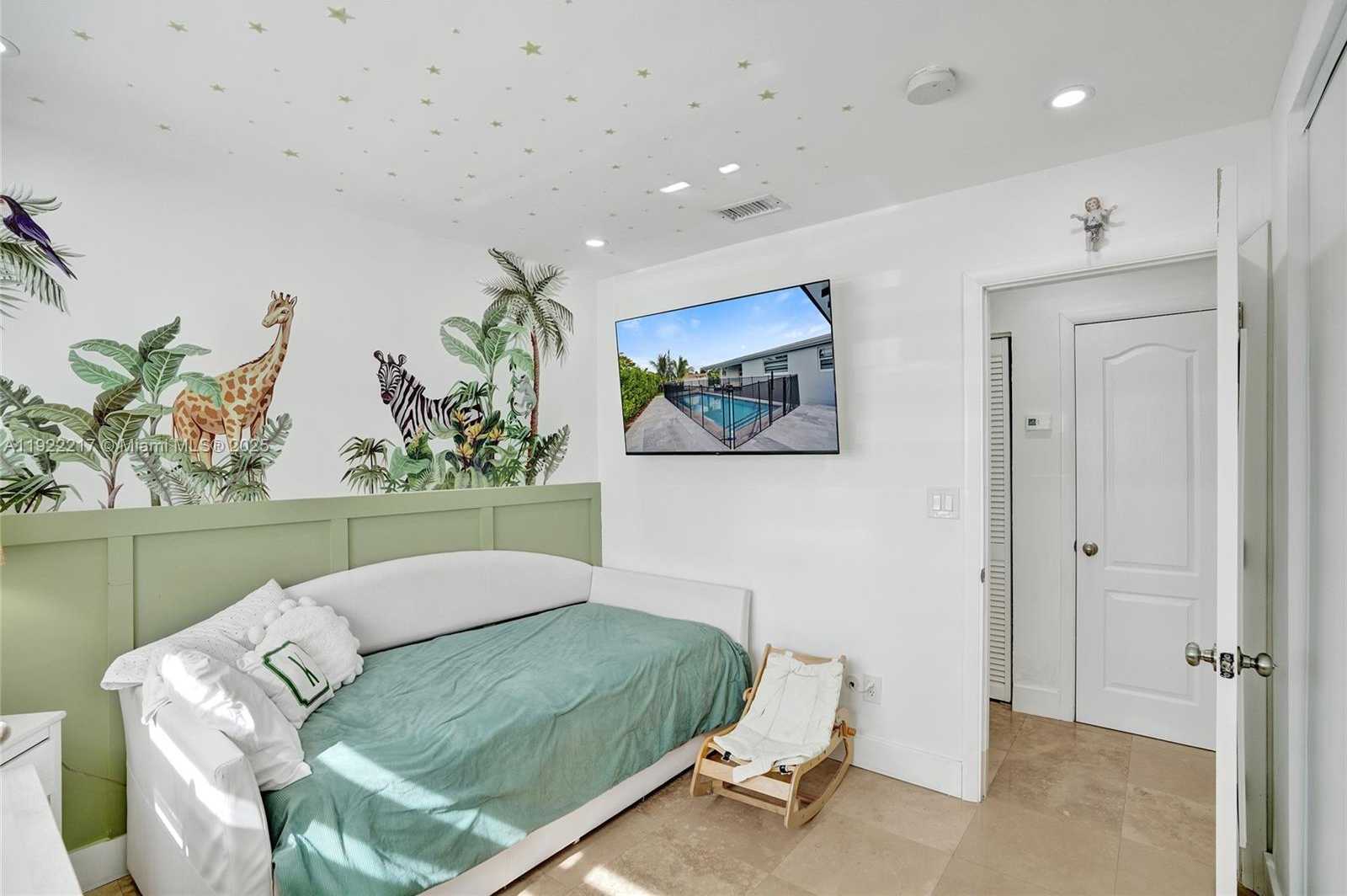 Small Image of 10401 SOUTH WEST 53RD ST, Miami Number 26