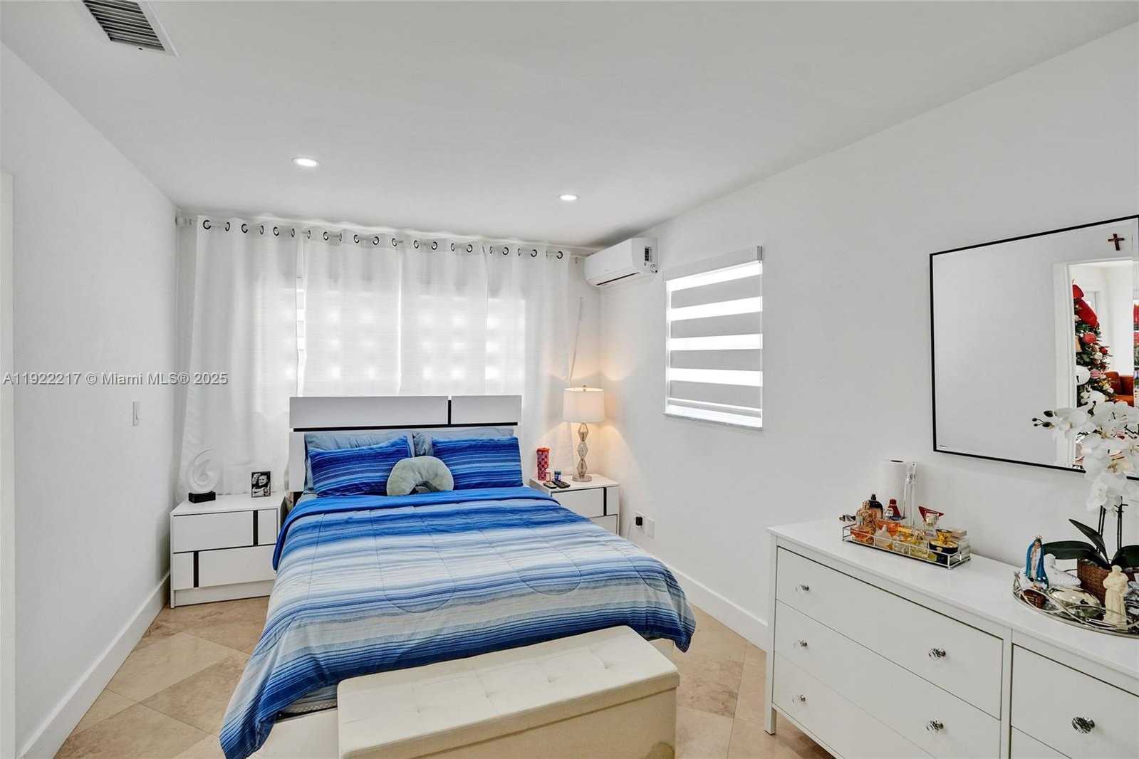 Small Image of 10401 SOUTH WEST 53RD ST, Miami Number 28