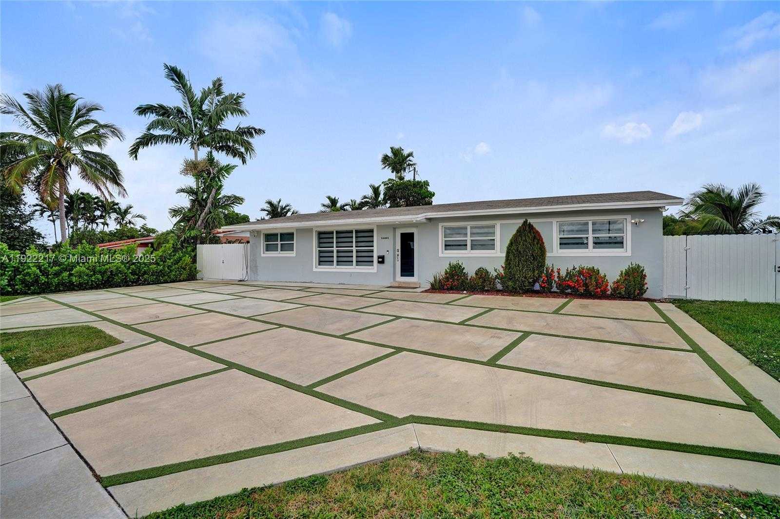 Small Image of 10401 SOUTH WEST 53RD ST, Miami Number 4