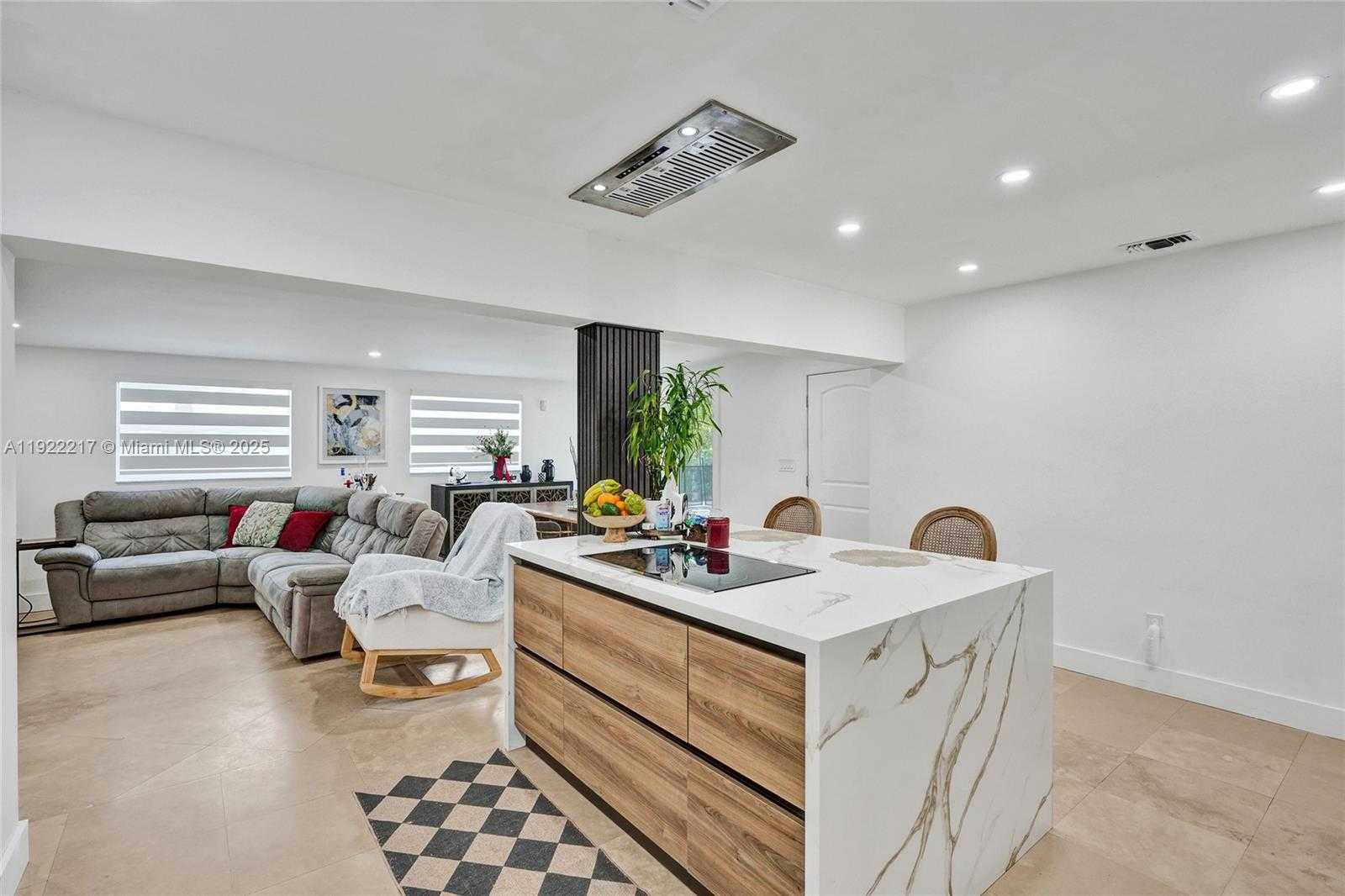 Small Image of 10401 SOUTH WEST 53RD ST, Miami Number 40