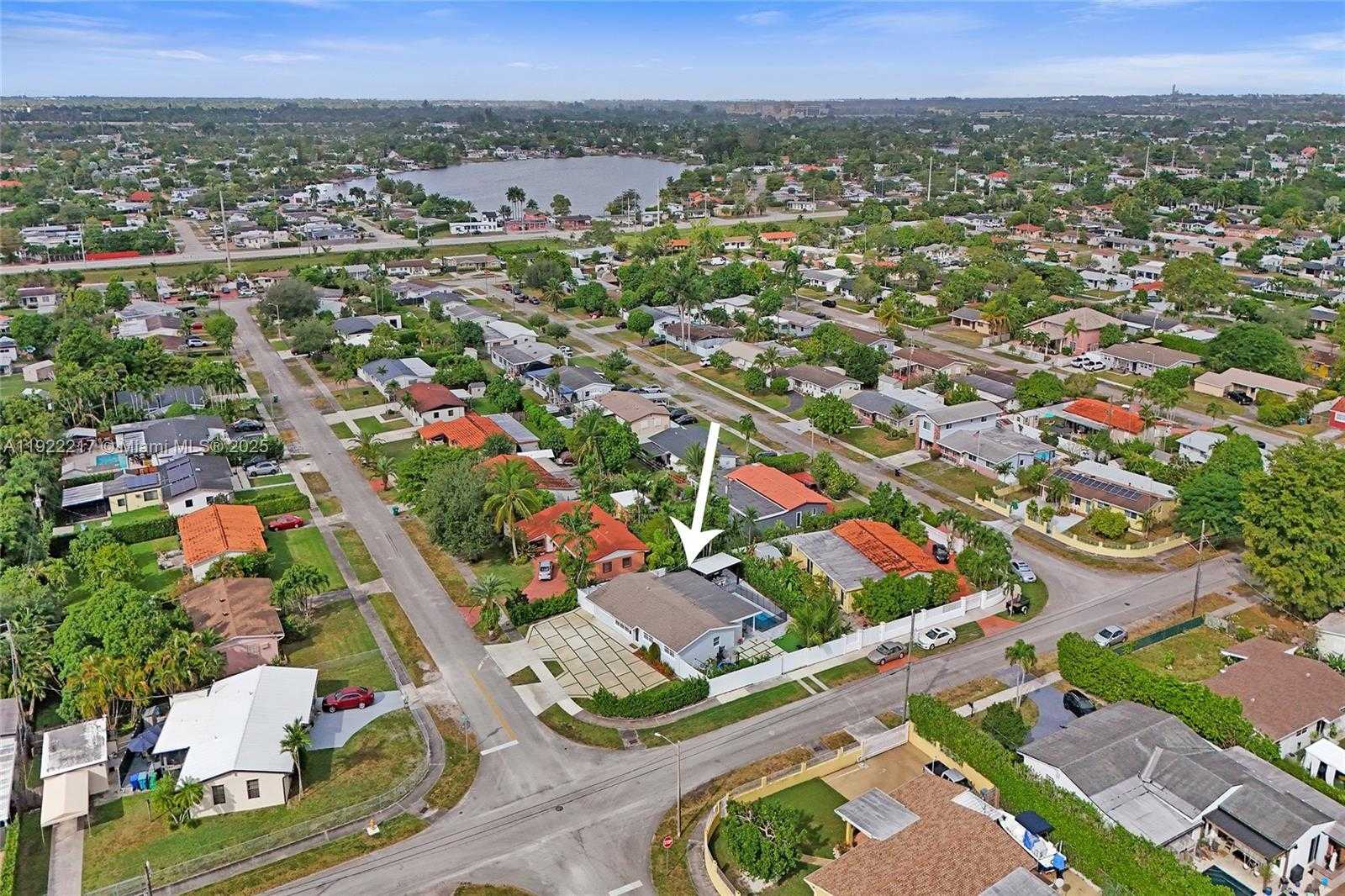 Small Image of 10401 SOUTH WEST 53RD ST, Miami Number 8