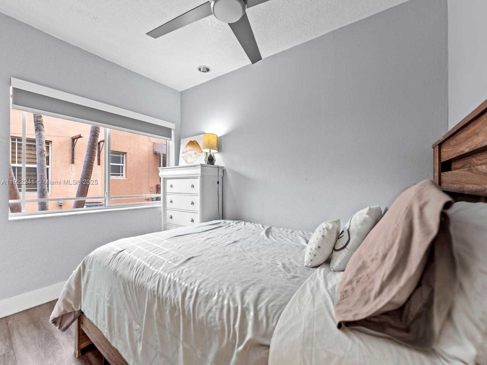 Small Image of 37 NORTH WEST 47TH TER, Miami Number 44