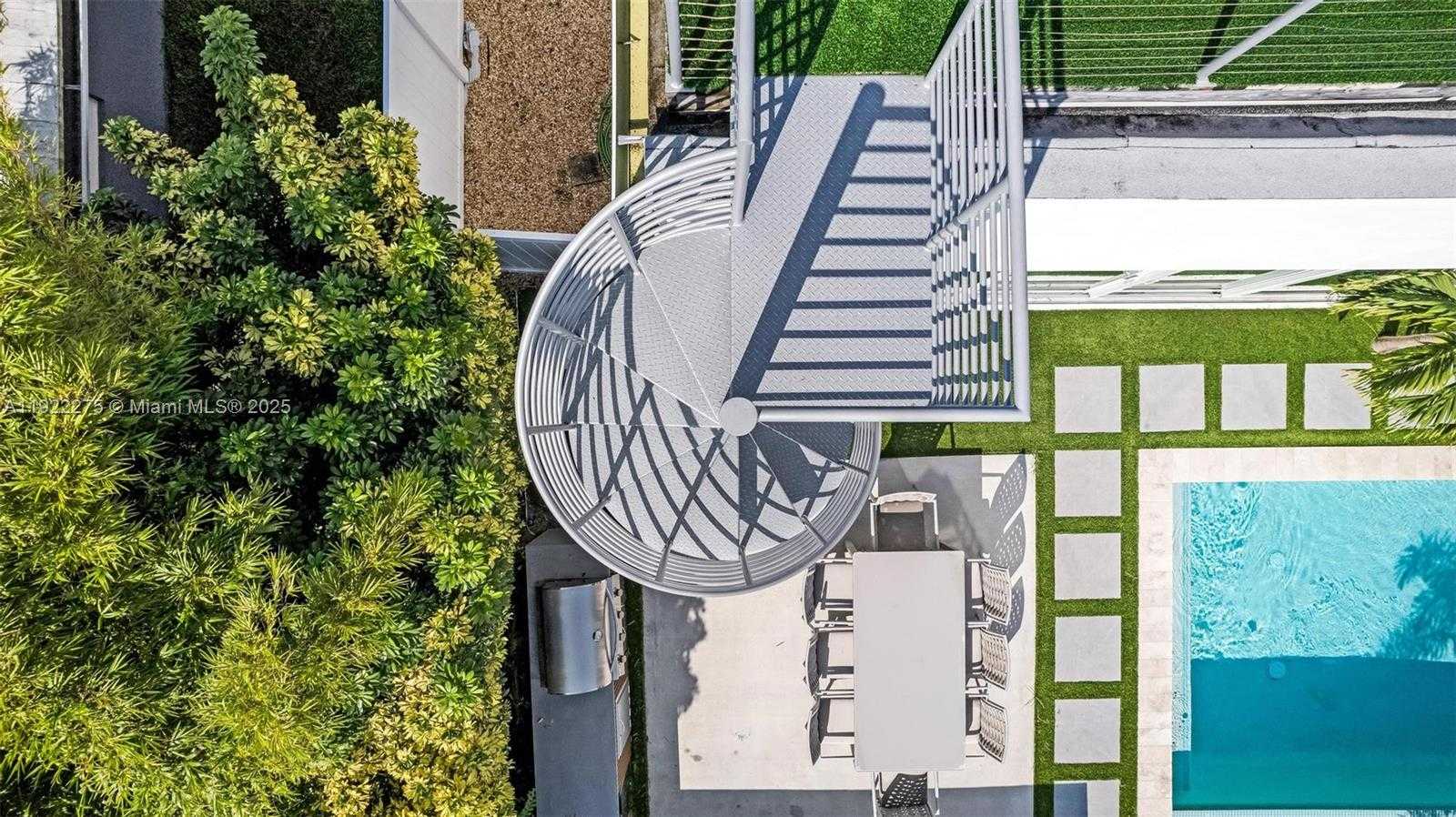 Small Image of 2112 NORTH EAST 17TH AVE, Wilton Manors Number 54