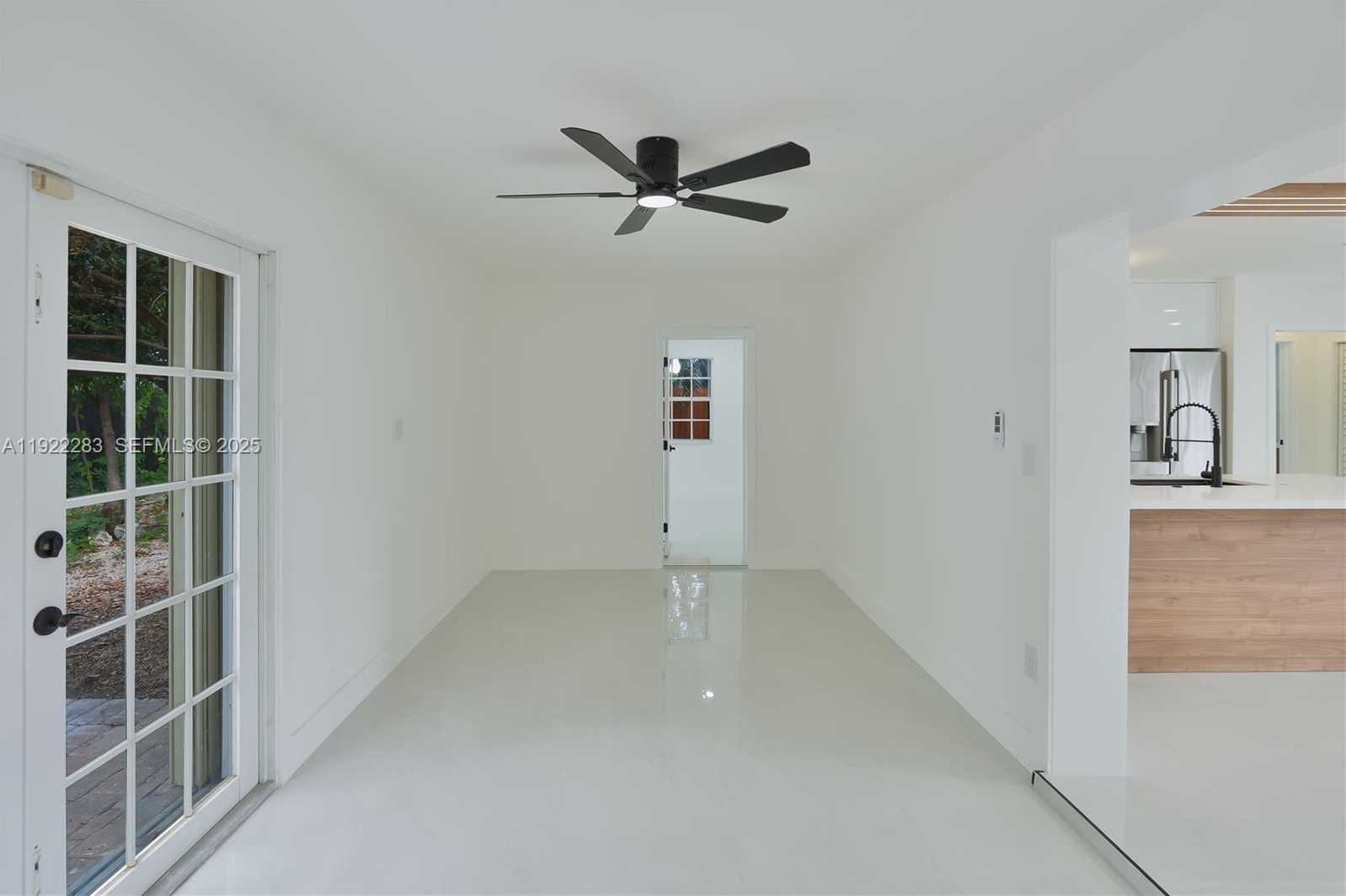 Small Image of 6321 FARRAGUT ST, Hollywood Number 13