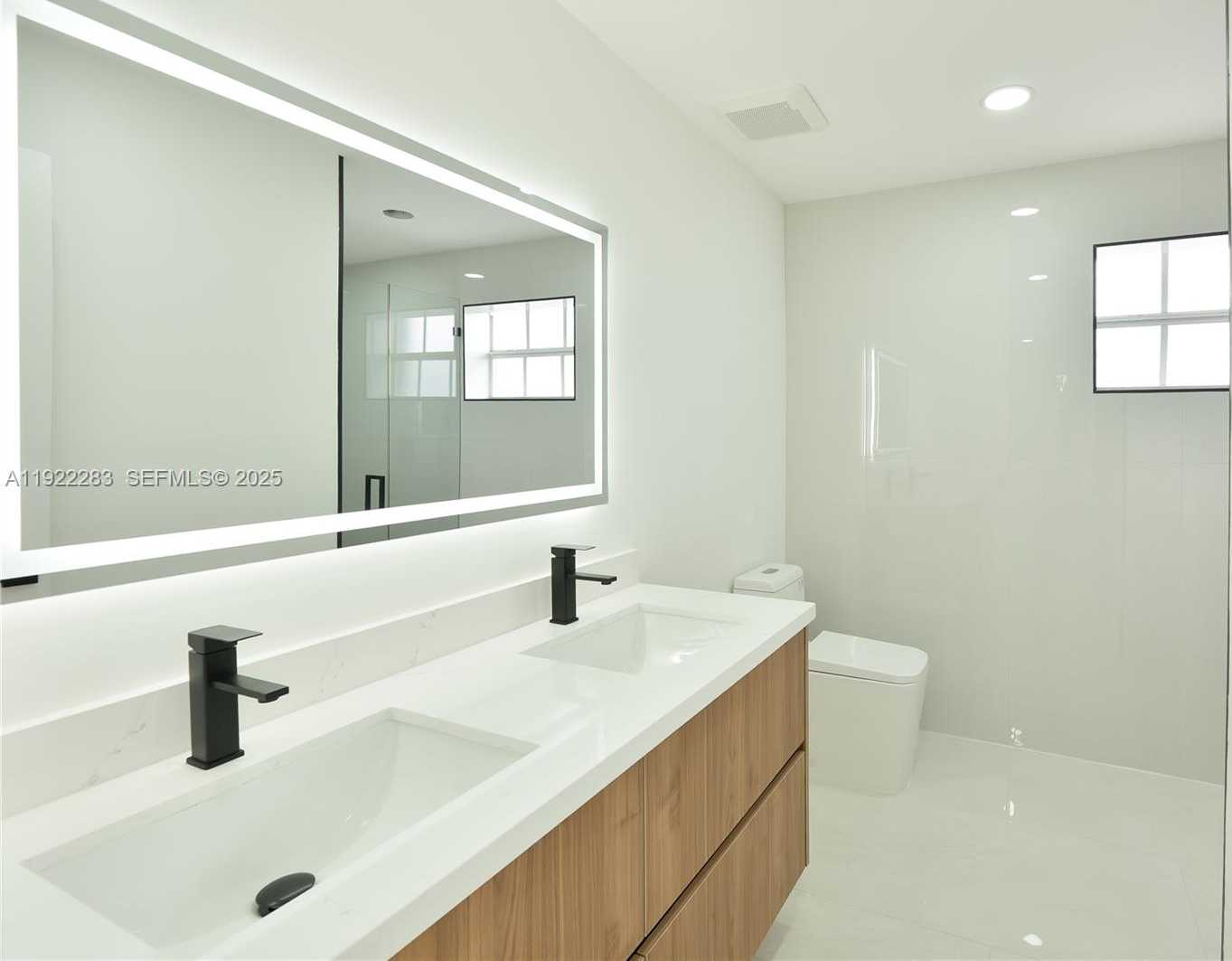 Small Image of 6321 FARRAGUT ST, Hollywood Number 29