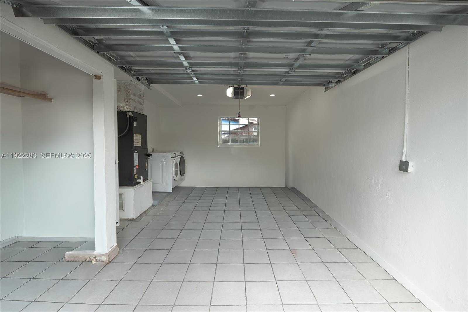 Small Image of 6321 FARRAGUT ST, Hollywood Number 34