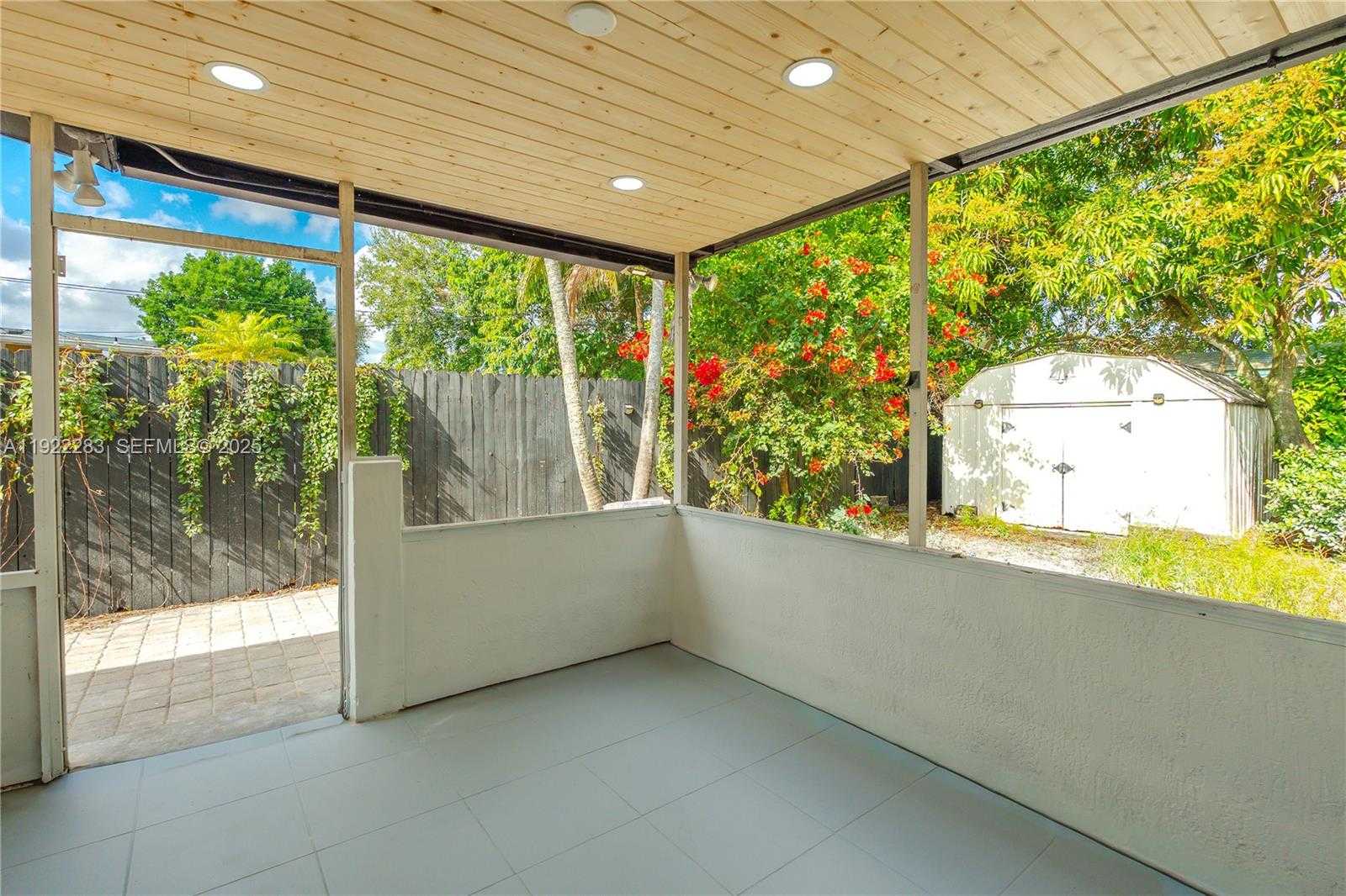 Small Image of 6321 FARRAGUT ST, Hollywood Number 35