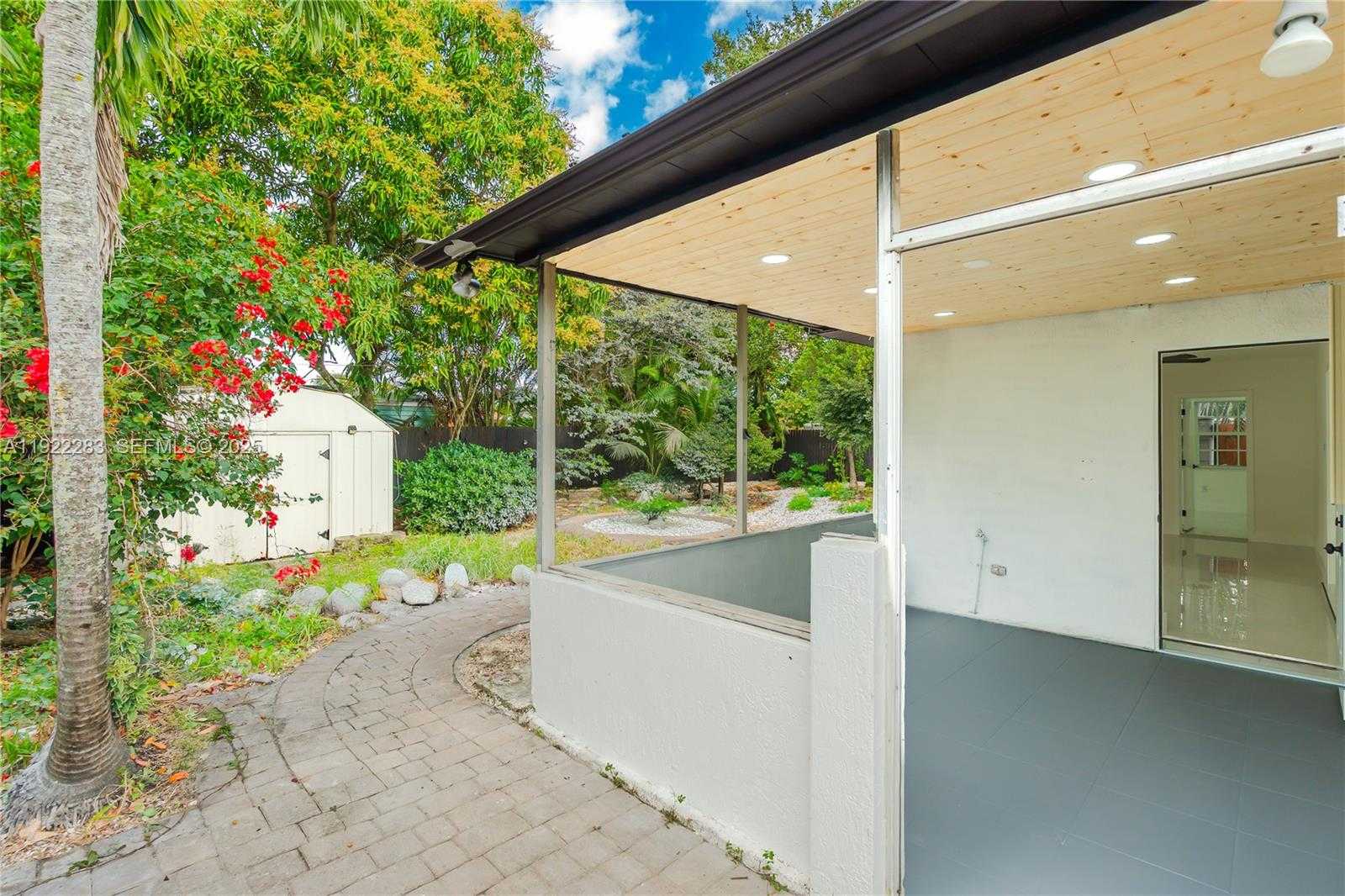 Small Image of 6321 FARRAGUT ST, Hollywood Number 36