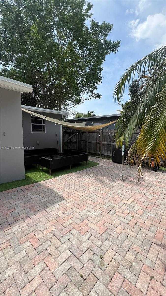 Small Image of 1401 NORTH EAST 14TH CT, Fort Lauderdale Number 18