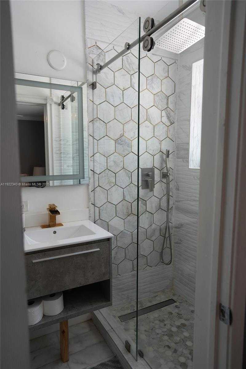 Small Image of 1401 NORTH EAST 14TH CT, Fort Lauderdale Number 9