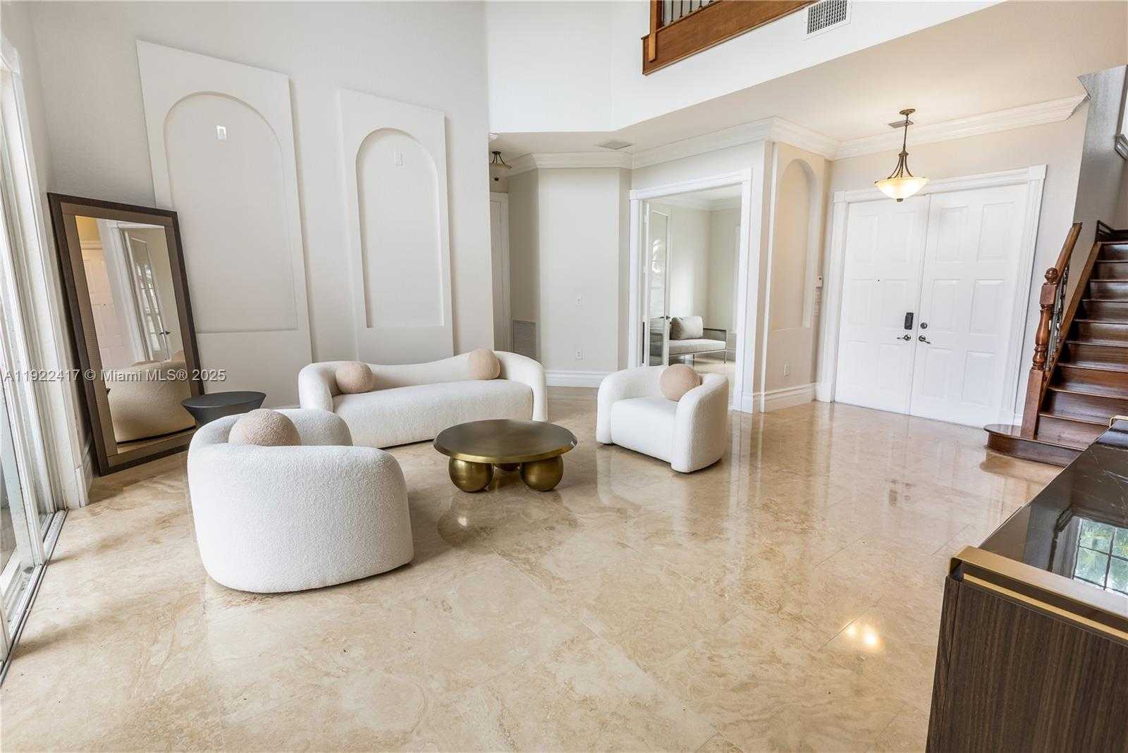 Small Image of 5028 SOUTH WEST 195TH TER, Miramar Number 3