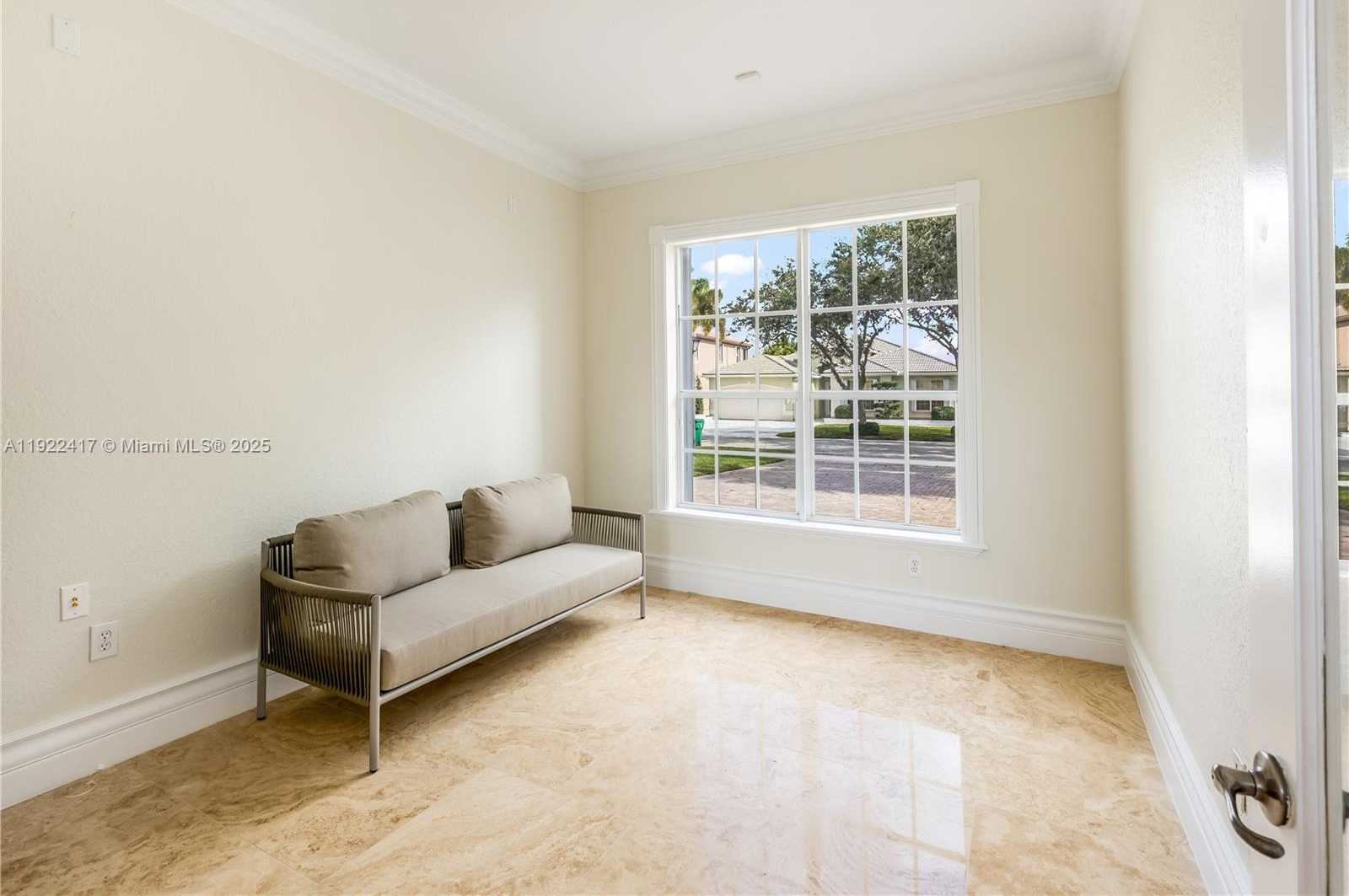 Small Image of 5028 SOUTH WEST 195TH TER, Miramar Number 31